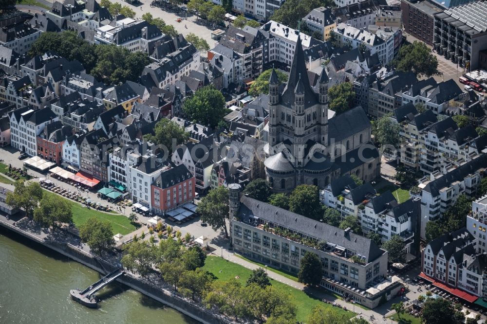 Köln from above - Residential and commercial building district along on Frankenwerft in the district Altstadt in Cologne in the state North Rhine-Westphalia, Germany