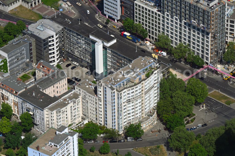 Aerial photograph Berlin - Residential and commercial building district along on Lietzenburger Strasse - Keithstrasse - Bayreuther Strasse in the district Schoeneberg in Berlin, Germany