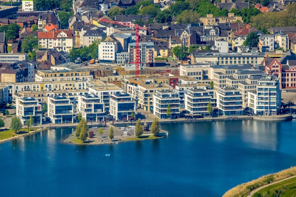 Dortmund from the bird's eye view: Residential and commercial building district Am Kai on the shore of the lake Phoenix-See in the district Hoerde in Dortmund at Ruhrgebiet in the state North Rhine-Westphalia, Germany
