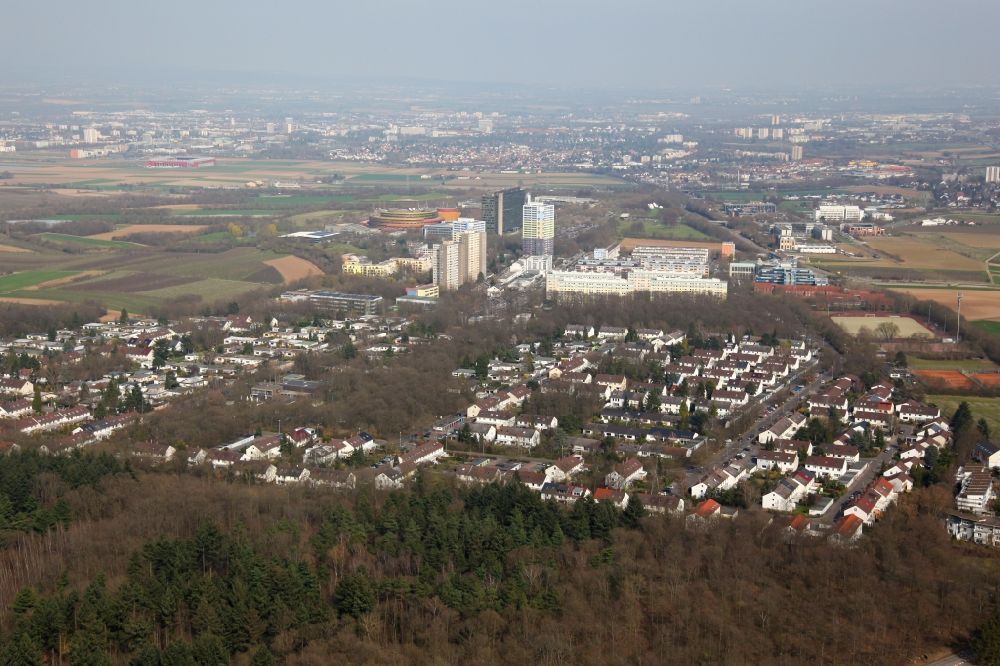 Aerial image Mainz - Residential development in the district Lerchenberg in Mainz in the state Rhineland-Palatinate