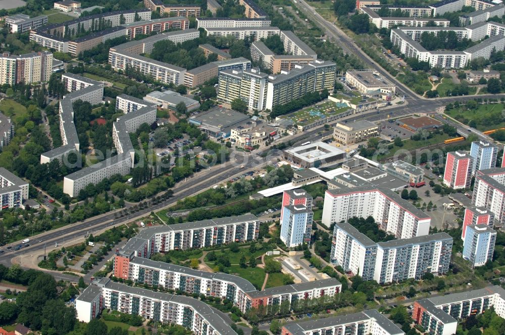 Berlin from the bird's eye view: Housing area with prefabricated construction buildings on the Hellersdorfer Strasse with the underground station Kaulsdorf-Nord in Berlin-Hellersdorf