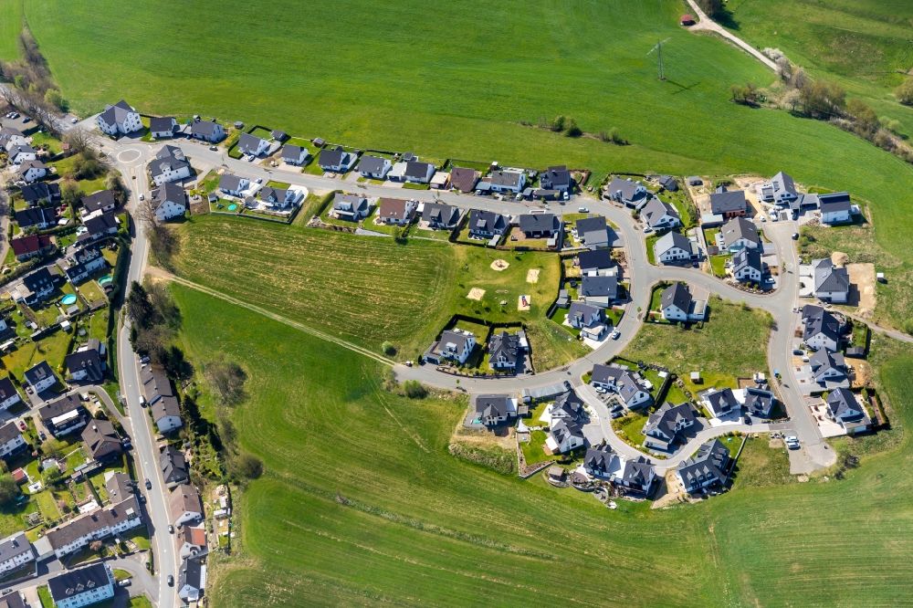 Aerial image Olpe - Single-family residential area of settlement Ebbeblick - Am Poschefeuer in Olpe in the state North Rhine-Westphalia, Germany