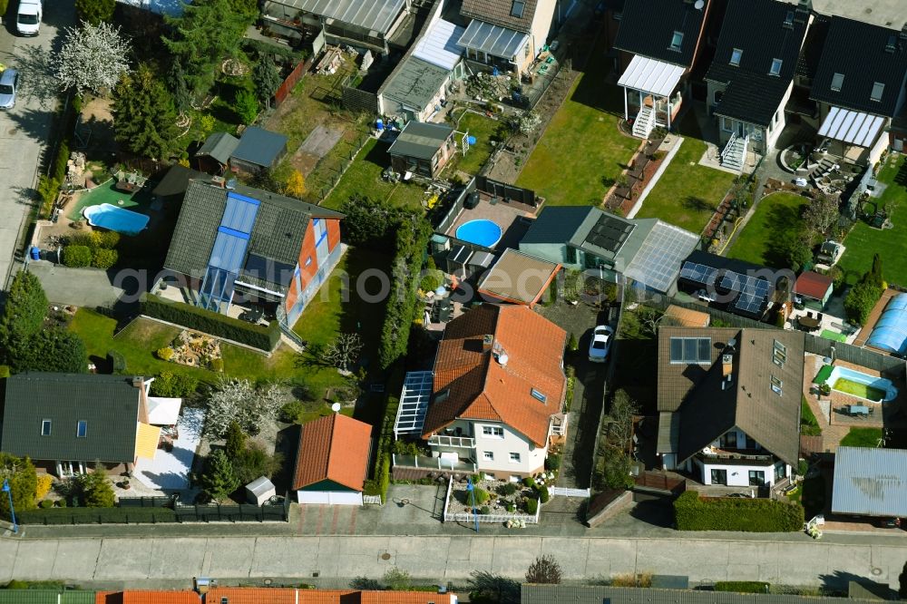Aerial image Bernau - Single-family residential area of settlement along the Julian- Marchlewski-Strasse in Bernau in the state Brandenburg, Germany