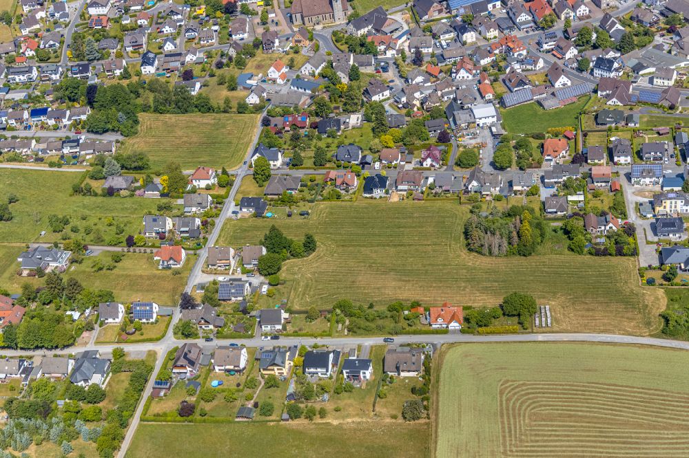 Garbeck from above - Single-family residential area of settlement in Garbeck in the state North Rhine-Westphalia, Germany