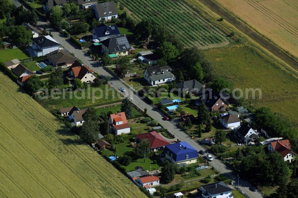 Aerial photograph Großziethen - Single-family residential area of settlement in Grossziethen in the state Brandenburg