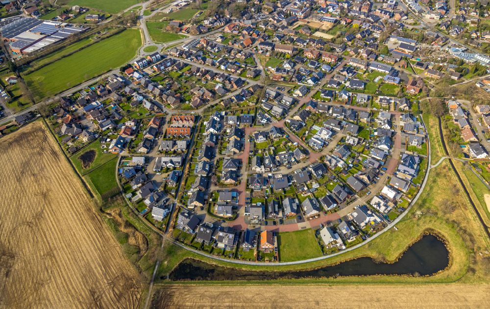 Aerial photograph Hamminkeln - Residential area of single-family settlement in Hamminkeln in the state North Rhine-Westphalia, Germany