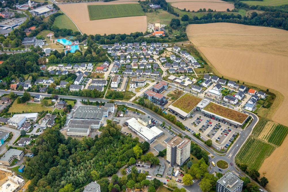 Heiligenhaus from the bird's eye view: Single-family residential area of settlement in Heiligenhaus in the state North Rhine-Westphalia, Germany