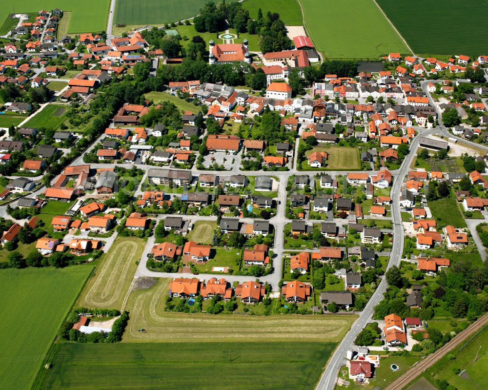 Aerial image Heiligenstatt - Single-family residential area of settlement in Heiligenstatt in the state Bavaria, Germany