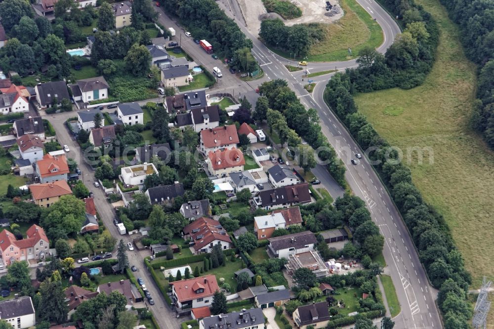 Gräfelfing from the bird's eye view: Single-family residential area of settlement Heitmeiersiedlung in Graefelfing in the state Bavaria, Germany