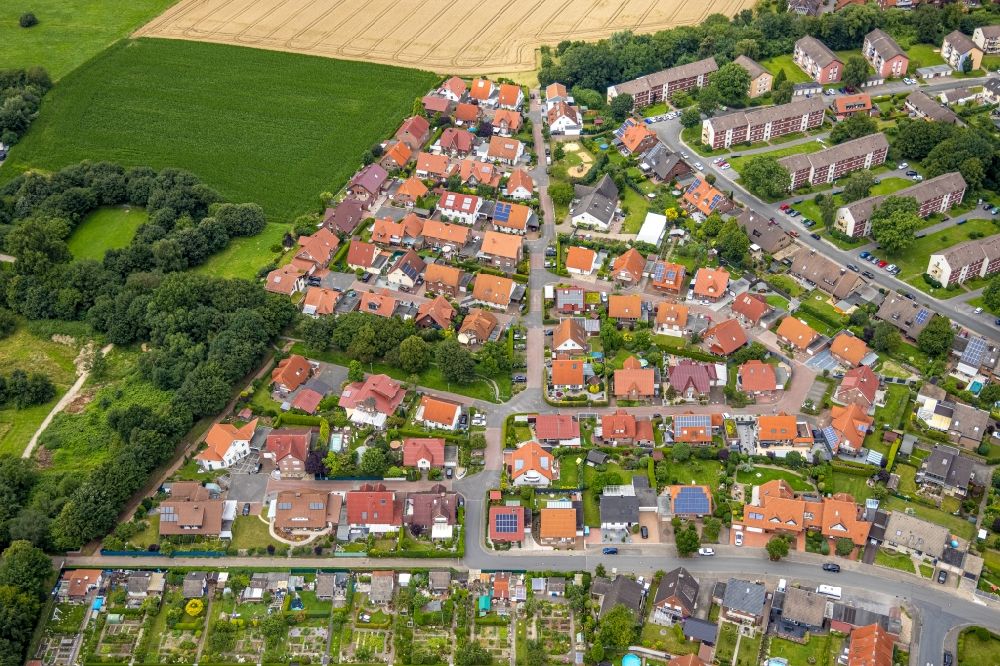 Hamm from the bird's eye view: Single-family residential area of settlement Ontariogrund in the district Bockum-Hoevel in Hamm at Ruhrgebiet in the state North Rhine-Westphalia, Germany