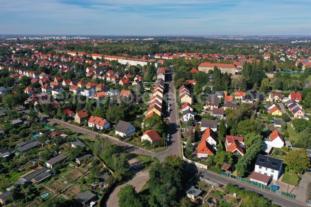 Aerial photograph Halle (Saale) - Single-family residential area of settlement in the district Frohe Zukunft in Halle (Saale) in the state Saxony-Anhalt, Germany