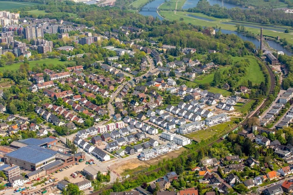 Essen from above - Single-family residential area of settlement on Mariannenbahn - Wilhelm-Vogelsang-Weg in the district Horst in Essen in the state North Rhine-Westphalia, Germany