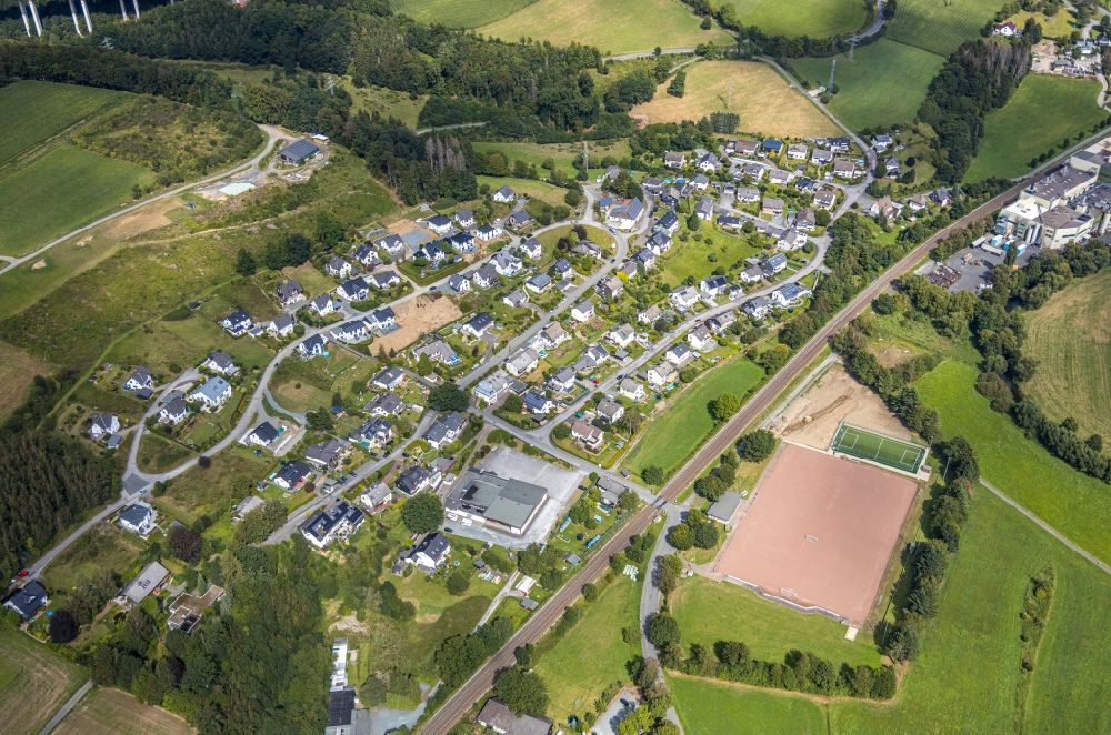 Meschede from above - Single-family residential area of settlement in the district Wehrstapel in Meschede in the state North Rhine-Westphalia, Germany