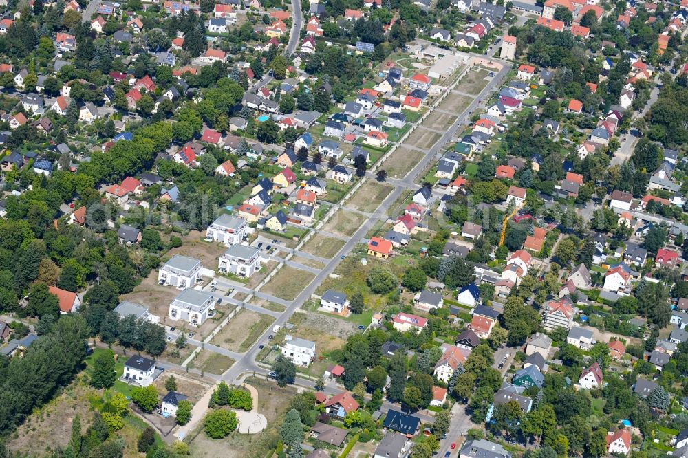 Berlin from above - Single-family residential area of settlement Pfarrhufenanger in the district Hellersdorf in Berlin, Germany