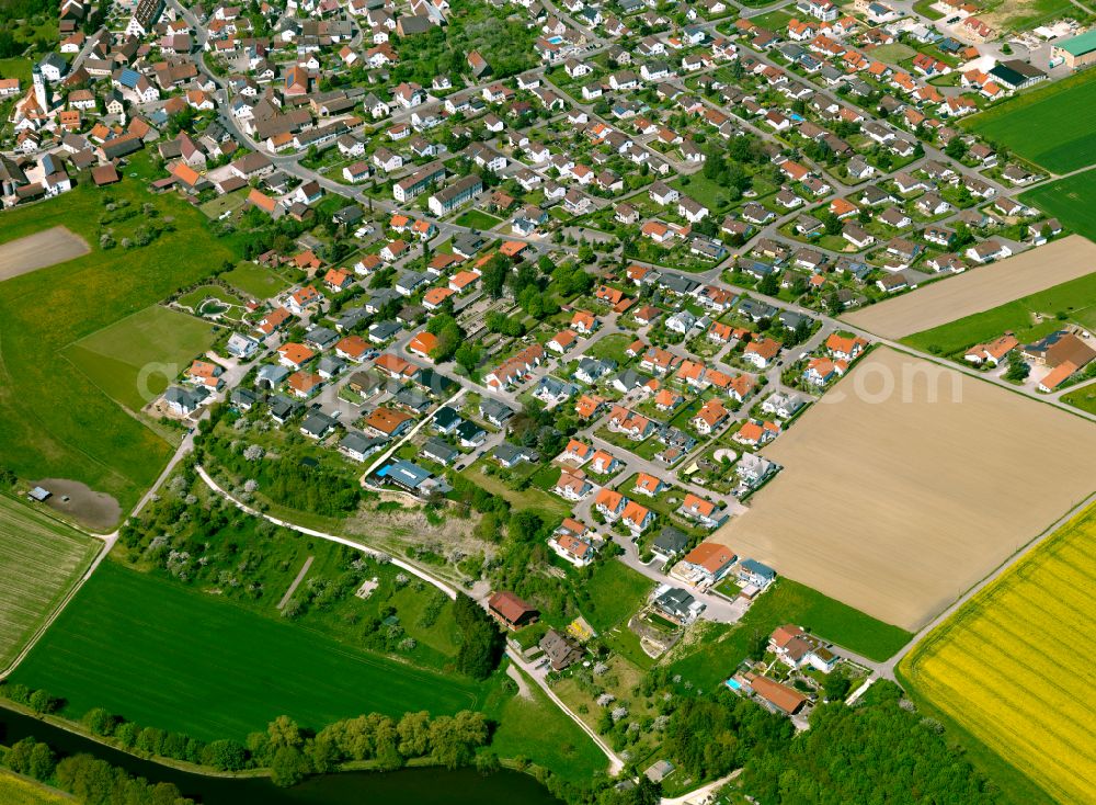 Aerial photograph Öpfingen - Single-family residential area of settlement in Öpfingen in the state Baden-Wuerttemberg, Germany