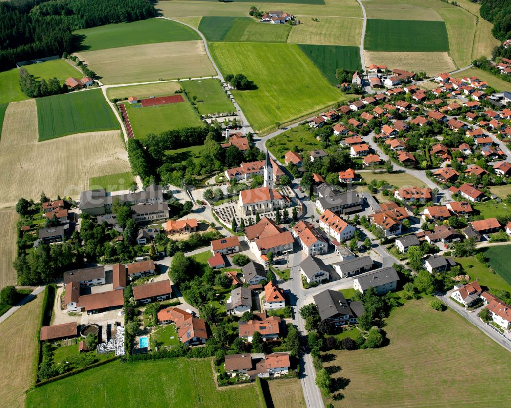 Aerial photograph Pleiskirchen - Single-family residential area of settlement in Pleiskirchen in the state Bavaria, Germany