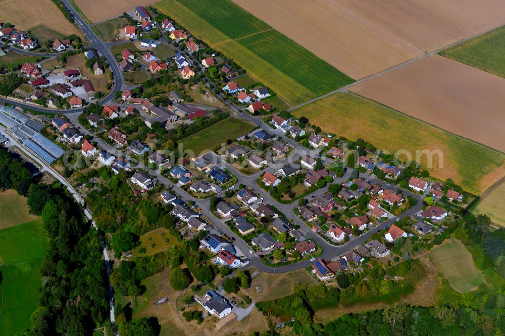 Baldersheim from the bird's eye view: Single-family residential area of settlement on the edge of agricultural fields in Baldersheim in the state Bavaria, Germany