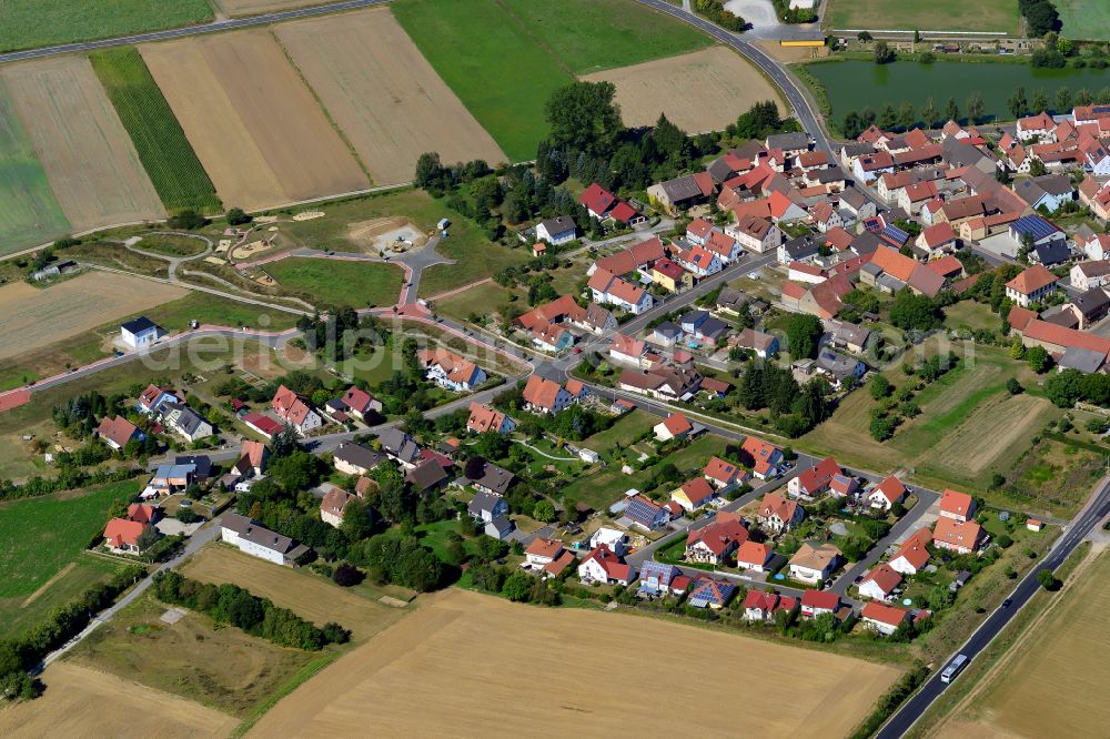 Aerial photograph Gramschatz - Single-family residential area of settlement on the edge of agricultural fields in Gramschatz in the state Bavaria, Germany