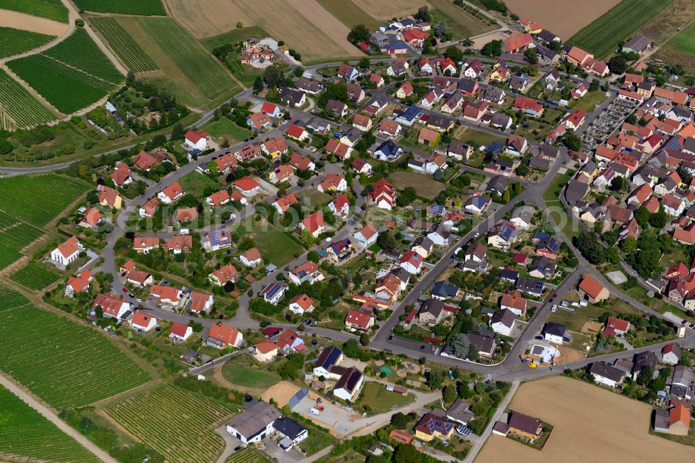 Untereisenheim from above - Single-family residential area of settlement on the edge of agricultural fields in Untereisenheim in the state Bavaria, Germany