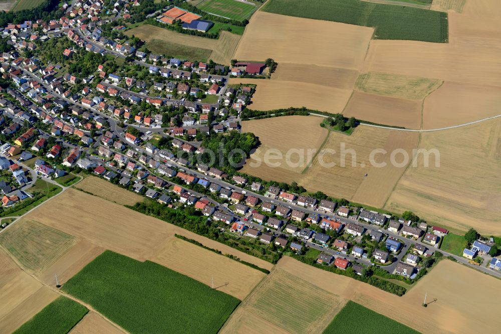Aerial image Versbach - Single-family residential area of settlement on the edge of agricultural fields in Versbach in the state Bavaria, Germany