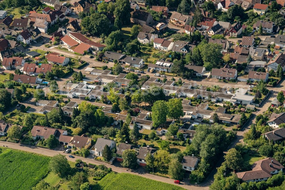 Aerial photograph Lahr/Schwarzwald - Single-family residential area of settlement Reihenhaeuser in Ortsteil Burkhein in Lahr/Schwarzwald in the state Baden-Wuerttemberg, Germany