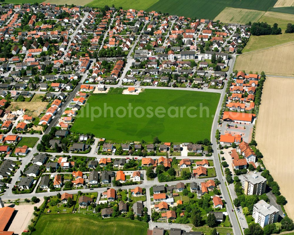 Töging am Inn from above - Single-family residential area of settlement in Töging am Inn in the state Bavaria, Germany