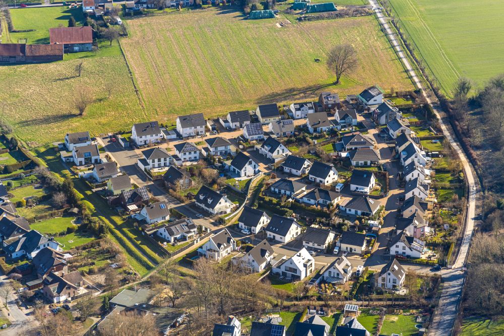 Aerial photograph Unna - Single-family residential area of settlement on Lange Jupp Weg - Hermann-Osthoff-Strasse - Liedbachstrasse in Unna in the state North Rhine-Westphalia, Germany