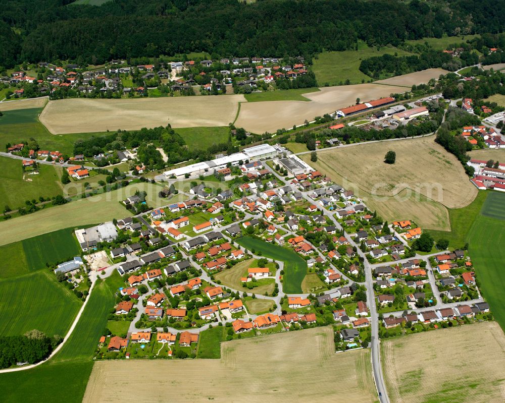 Unterau from the bird's eye view: Single-family residential area of settlement in Unterau in the state Bavaria, Germany