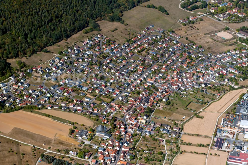 Wombach from the bird's eye view: Single-family residential area of settlement in Wombach in the state Bavaria, Germany