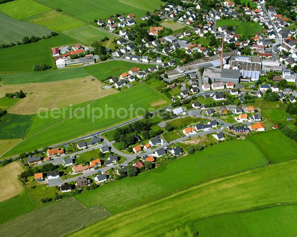 Aerial photograph Altstammbach - Residential areas on the edge of agricultural land in Altstammbach in the state Bavaria, Germany
