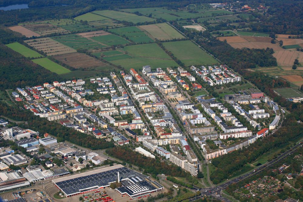 Aerial image Freiburg im Breisgau - Residential areas on the edge of agricultural land Stadtquartier Rieselfeld on street Kaethe-Kollwitz-Strasse in Freiburg im Breisgau in the state Baden-Wuerttemberg, Germany