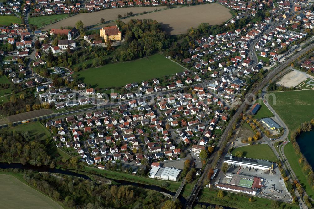 Aerial image Erbach - Residential area - mixed development of a multi-family housing estate and single-family housing estate on Moedritzer Strasse in Erbach in the state Baden-Wuerttemberg, Germany