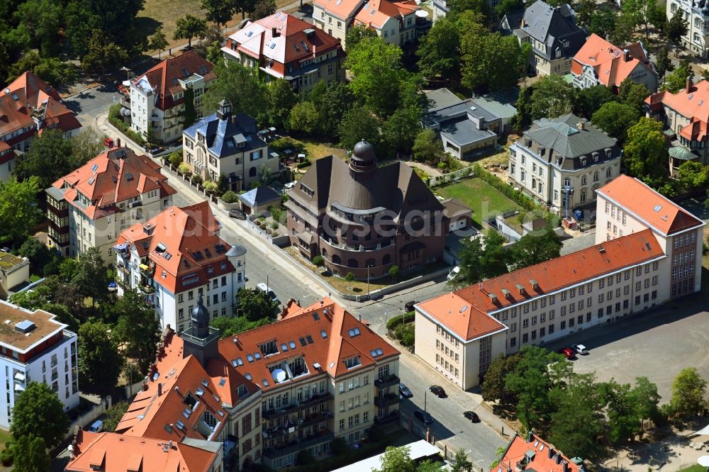 Leipzig from above - Residential area of the multi-family house settlement overlooking a villa on Lumumbastrasse in Leipzig in the state Saxony, Germany