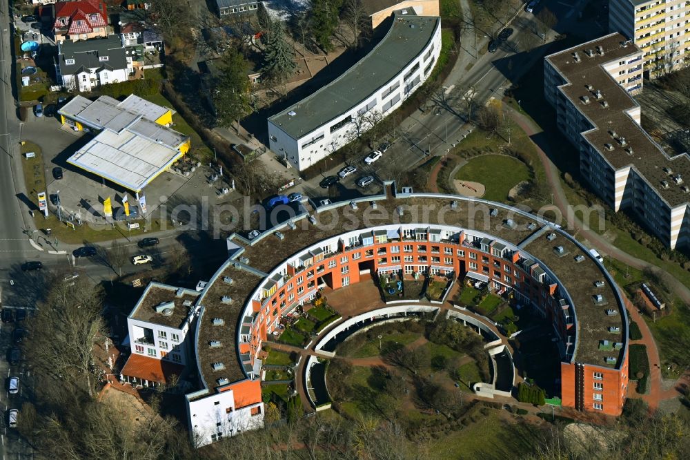 Berlin from above - Residential area of the semicircular arc of the multi-family house settlement on Dannenwalder Weg in the district Maerkisches Viertel in Berlin, Germany