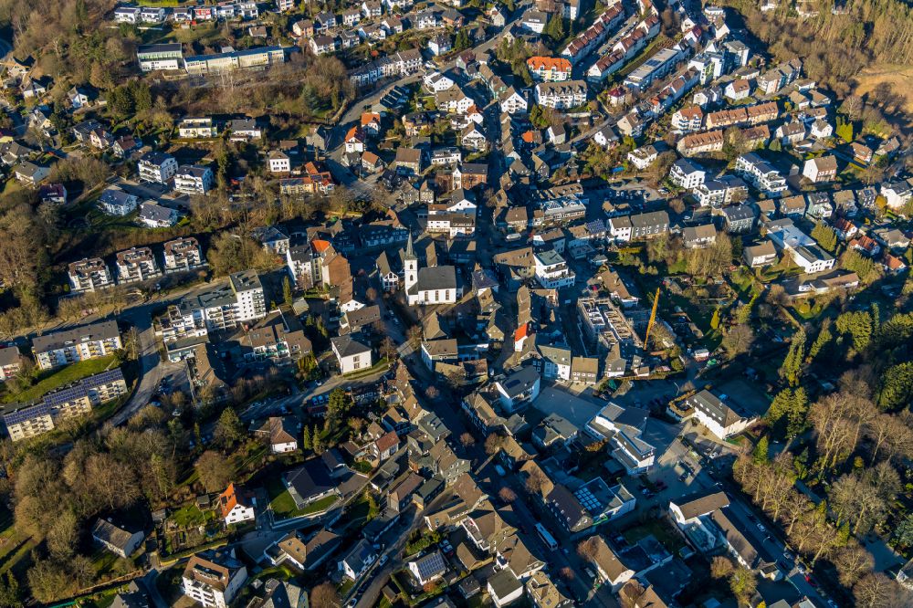 Aerial image Ennepetal - Residential area of the multi-family house settlement on street An der Kirche in Ennepetal at Ruhrgebiet in the state North Rhine-Westphalia, Germany
