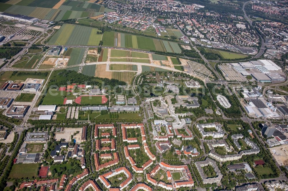 Aerial image Augsburg - Residential area of the multi-family house settlement along the Josef-Priller-Strasse - Professor-Messerschmitt-Strasse in Augsburg in the state Bavaria, Germany