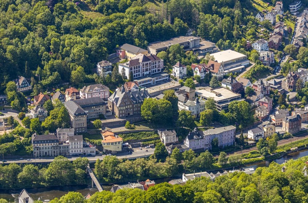 Altena from the bird's eye view: Residential area of the multi-family house settlement along the Luedenscheider Strasse in Altena in the state North Rhine-Westphalia, Germany