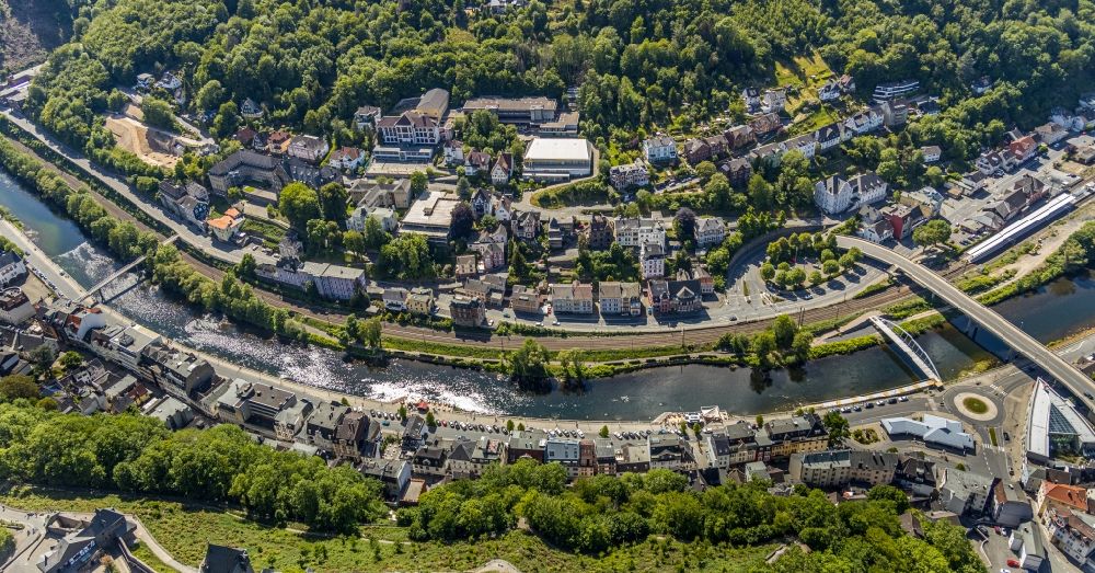Aerial image Altena - Residential area of the multi-family house settlement along the Luedenscheider Strasse in Altena in the state North Rhine-Westphalia, Germany