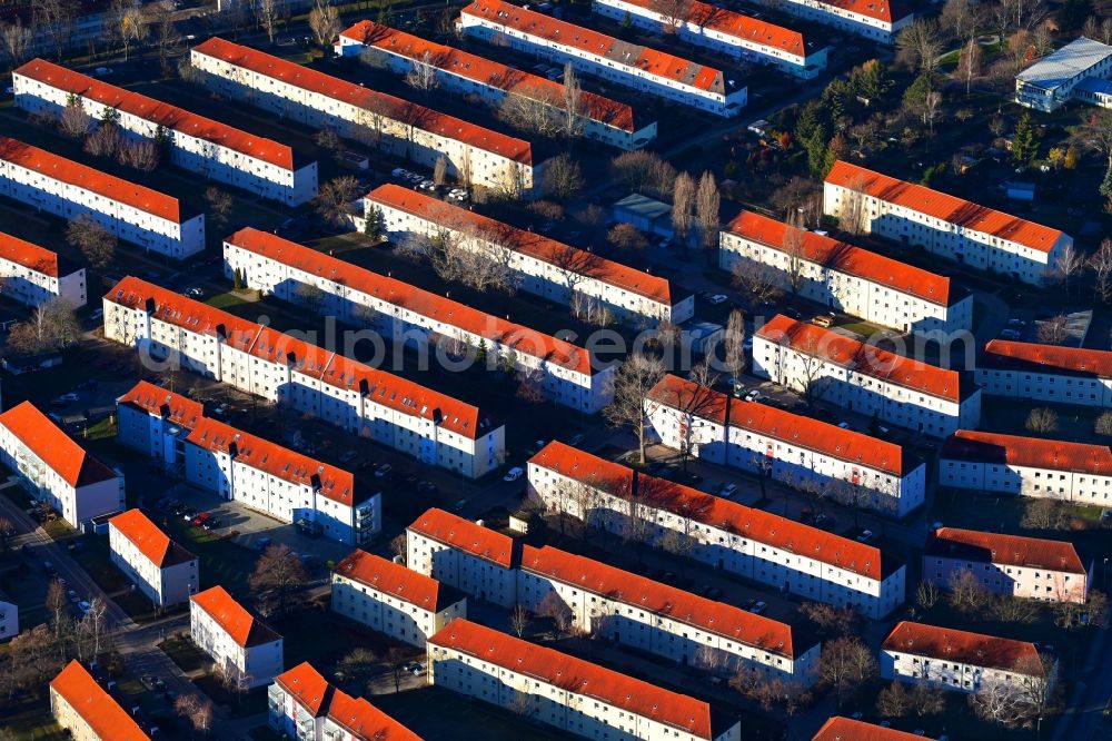 Aerial photograph Bad Dürrenberg - Residential area of the multi-family house settlement along the Mozartstrasse - Beethovenstrasse in Bad Duerrenberg in the state Saxony-Anhalt, Germany
