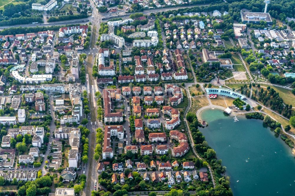 Betzenhausen from the bird's eye view: Residential area of the multi-family house settlement Am Flueckigersee in Betzenhausen in the state Baden-Wurttemberg, Germany