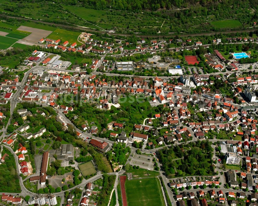 Geislingen an der Steige from the bird's eye view: Residential area of the multi-family house settlement in Geislingen an der Steige in the state Baden-Wuerttemberg, Germany