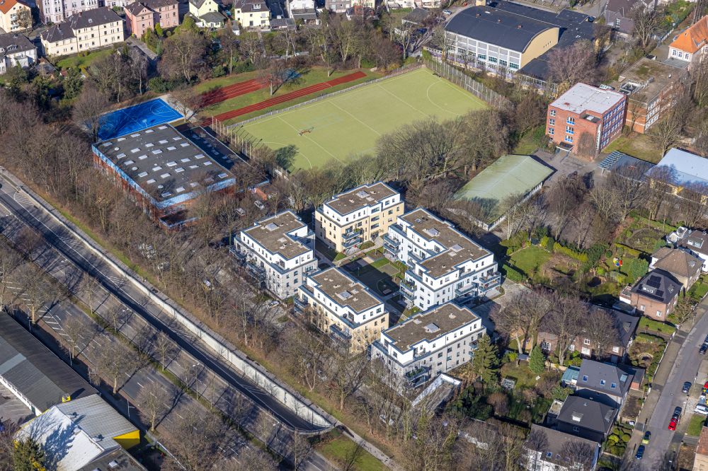 Gelsenkirchen from the bird's eye view: Residential area of the multi-family house settlement on street Breddestrasse in the district Buer in Gelsenkirchen at Ruhrgebiet in the state North Rhine-Westphalia, Germany