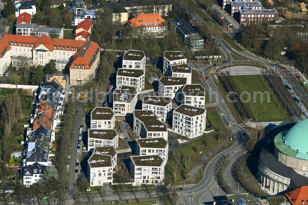 Aerial photograph Hannover - Residential area of the multi-family house settlement on Mars-La-Tour-Strasse in Hannover in the state Lower Saxony, Germany