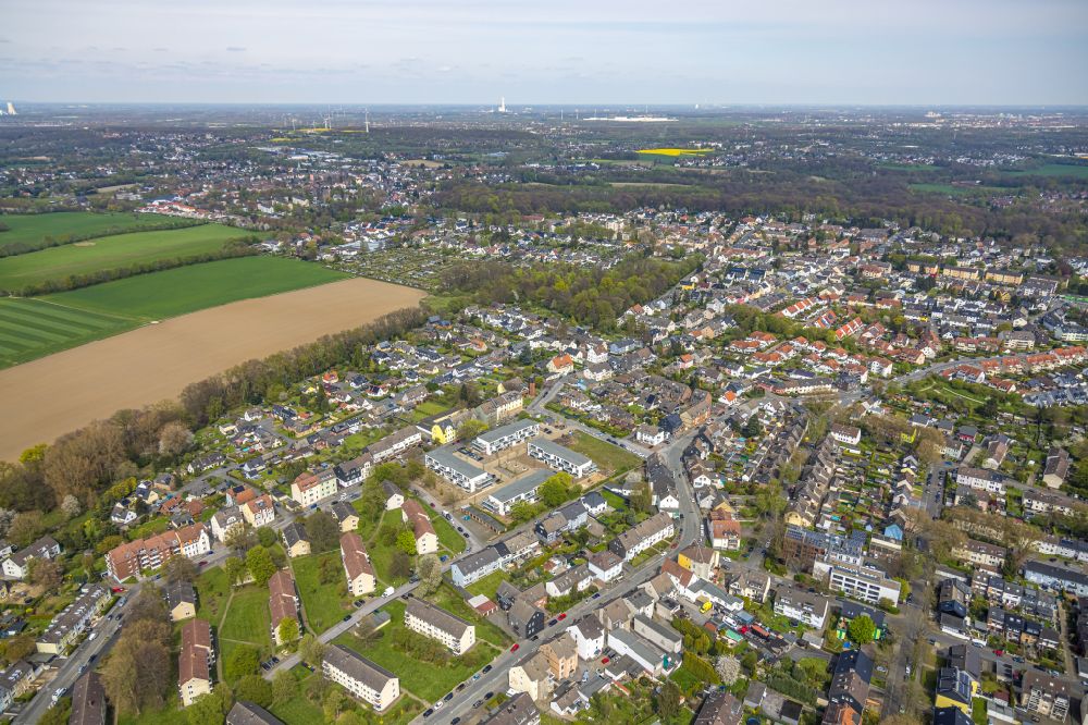 Holte from above - Residential area of the multi-family house settlement on Adelheidweg in Holte in the Ruhr area in the state North Rhine-Westphalia, Germany
