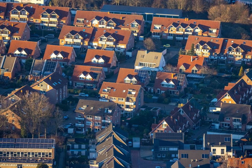 Bottrop from above - Residential area of the multi-family house settlement on the street An der Sandgrube in Kirchhellen in the Ruhr area in the state North Rhine-Westphalia, Germany