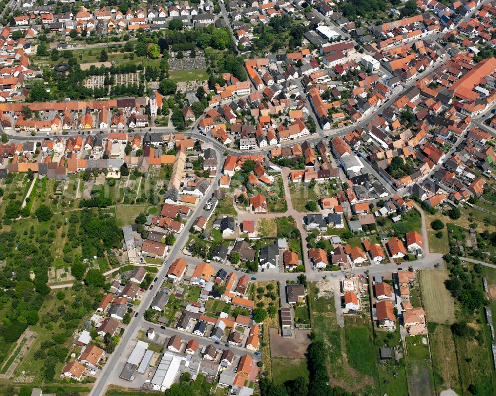Liedolsheim from the bird's eye view: Residential area of the multi-family house settlement in Liedolsheim in the state Baden-Wuerttemberg, Germany