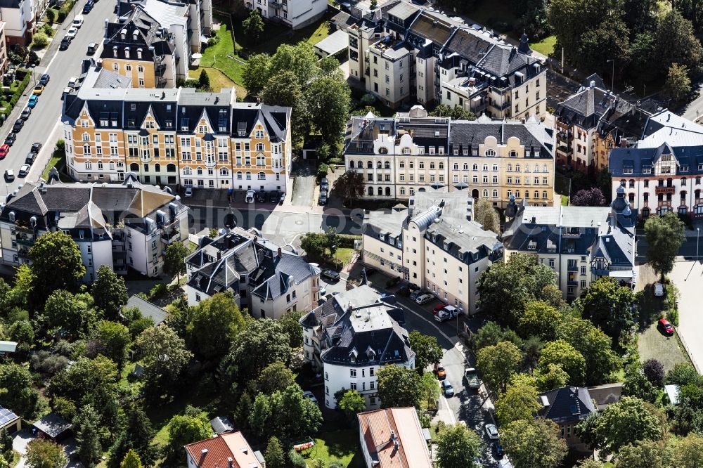 Aerial photograph Plauen - Residential area of the multi-family house settlement in of Neuendorf Str. in Plauen in the state Saxony, Germany