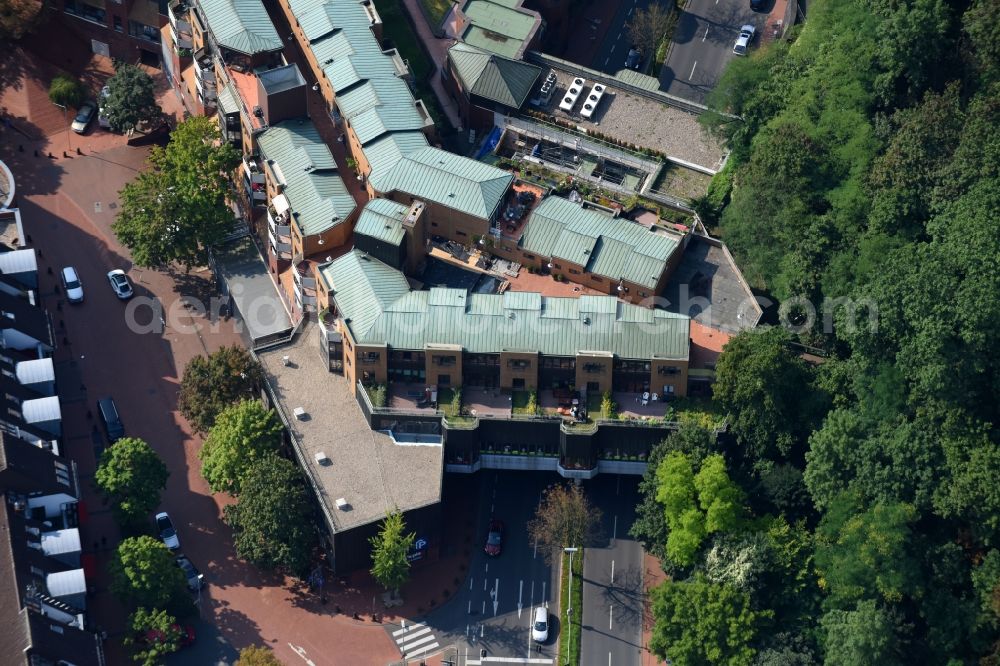 Bonn from above - Roof and wall structures in residential area of a multi-family house settlement Burgstrasse - Michaelplatz in the district Bad Godesberg in Bonn in the state North Rhine-Westphalia, Germany