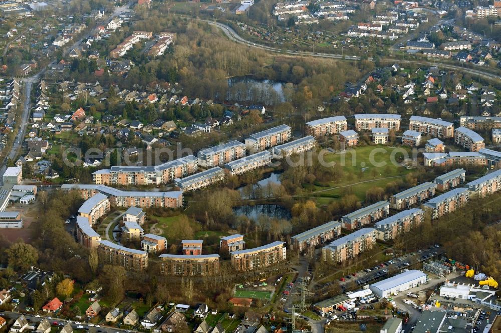 Hamburg from above - Residential area of the multi-family house settlement on Max-Herz-Ring in the district Farmsen - Berne in Hamburg, Germany