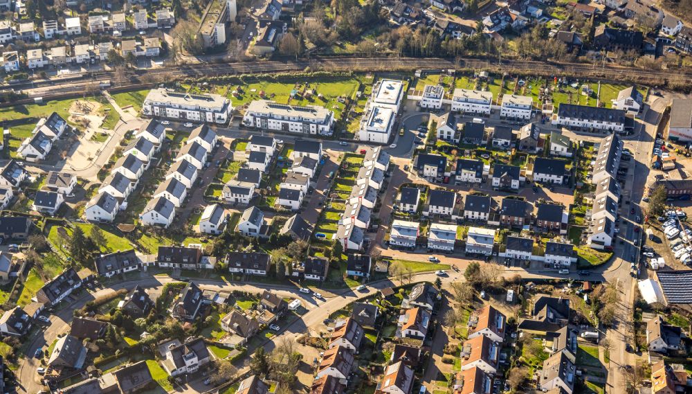Aerial image Essen - Residential area of a multi-family house settlement in the district Horst in Essen in the state North Rhine-Westphalia